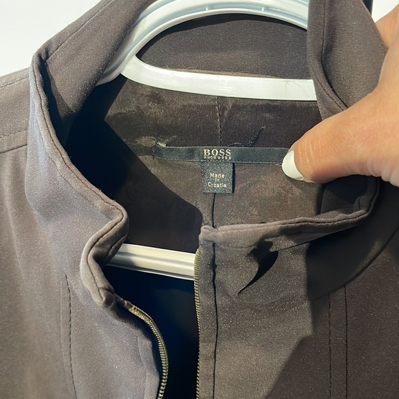 Taupe zipped vest - Picture 2 of 4